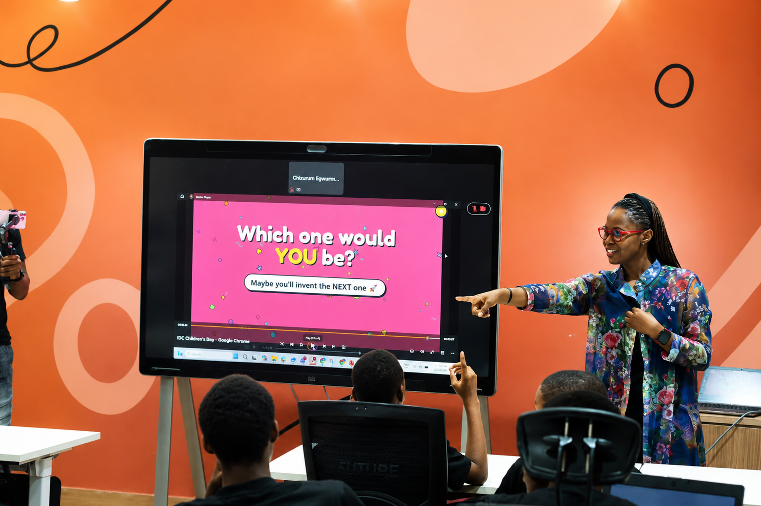 Instructor engaging students during the tour